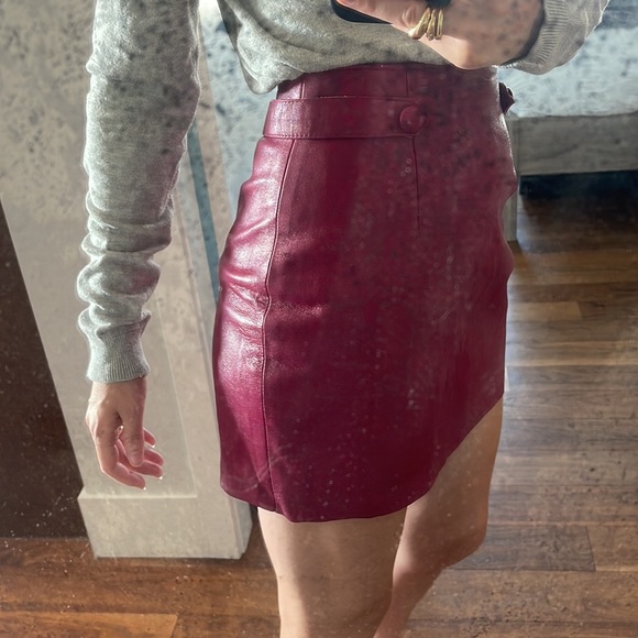 VINTAGE 100% Leather Fuchsia Miniskirt ‘XS’ - Picture 9 of 13